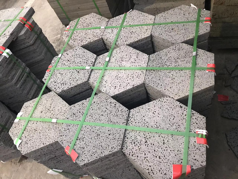 ��ɽ�rʯ��