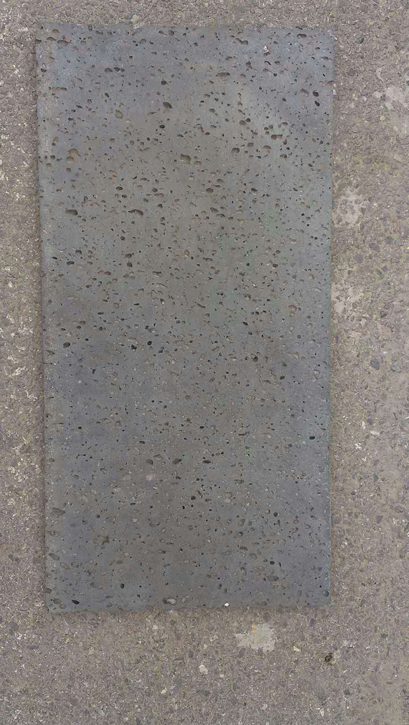 ��ɽ�rʯ��